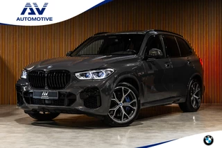 BMW X5 xDrive45e M-Sport | Panorama | Laser | Trekhaak | BTW | 360 Camera | HUD | ACC | Achterasbesturing | Memory seats | Carbon | Dodehoek detector | Dealer onderhouden