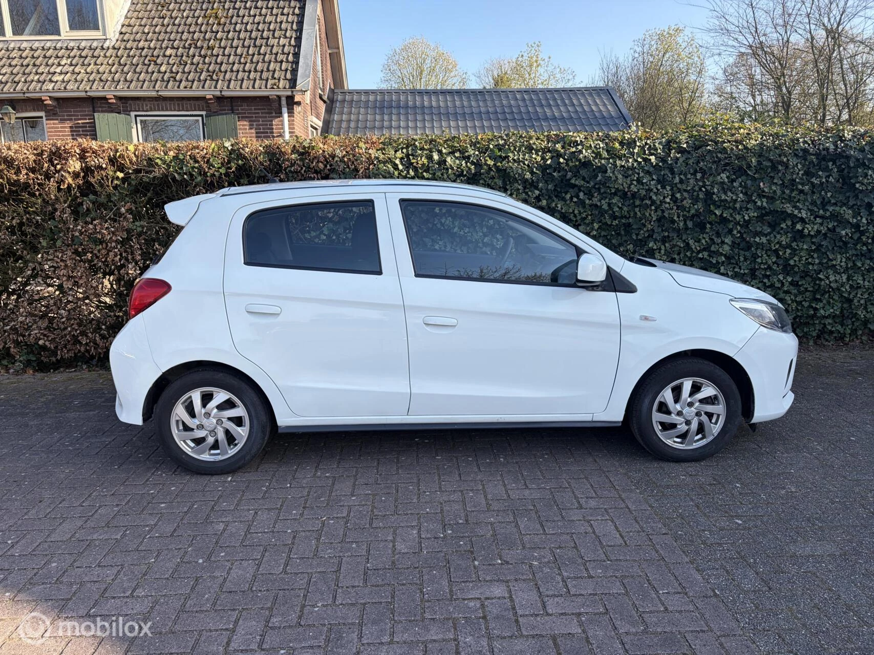 Hoofdafbeelding Mitsubishi Space Star