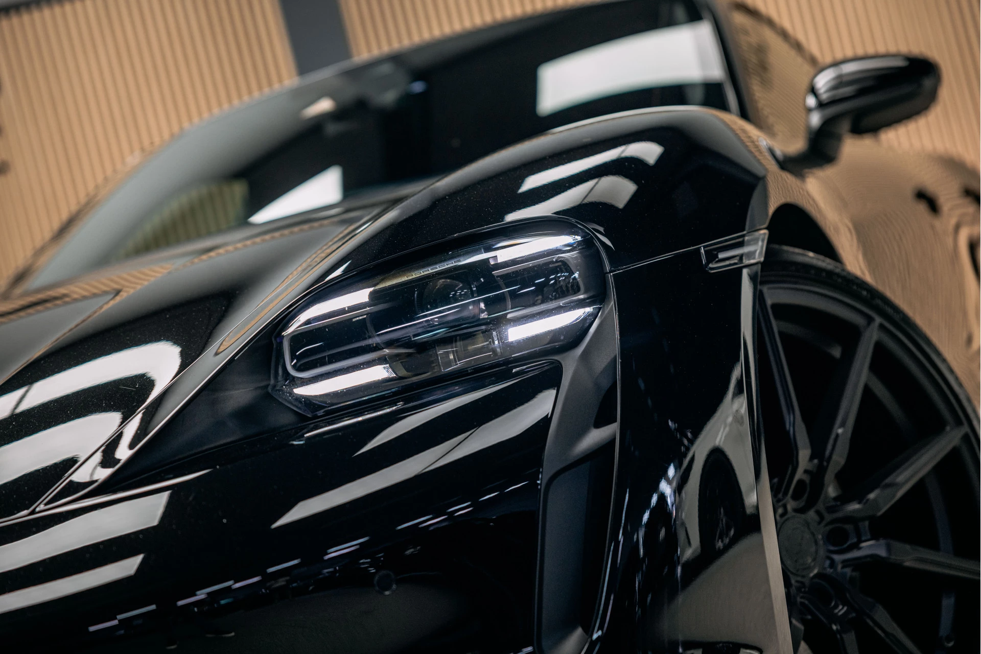 Hoofdafbeelding Porsche Taycan