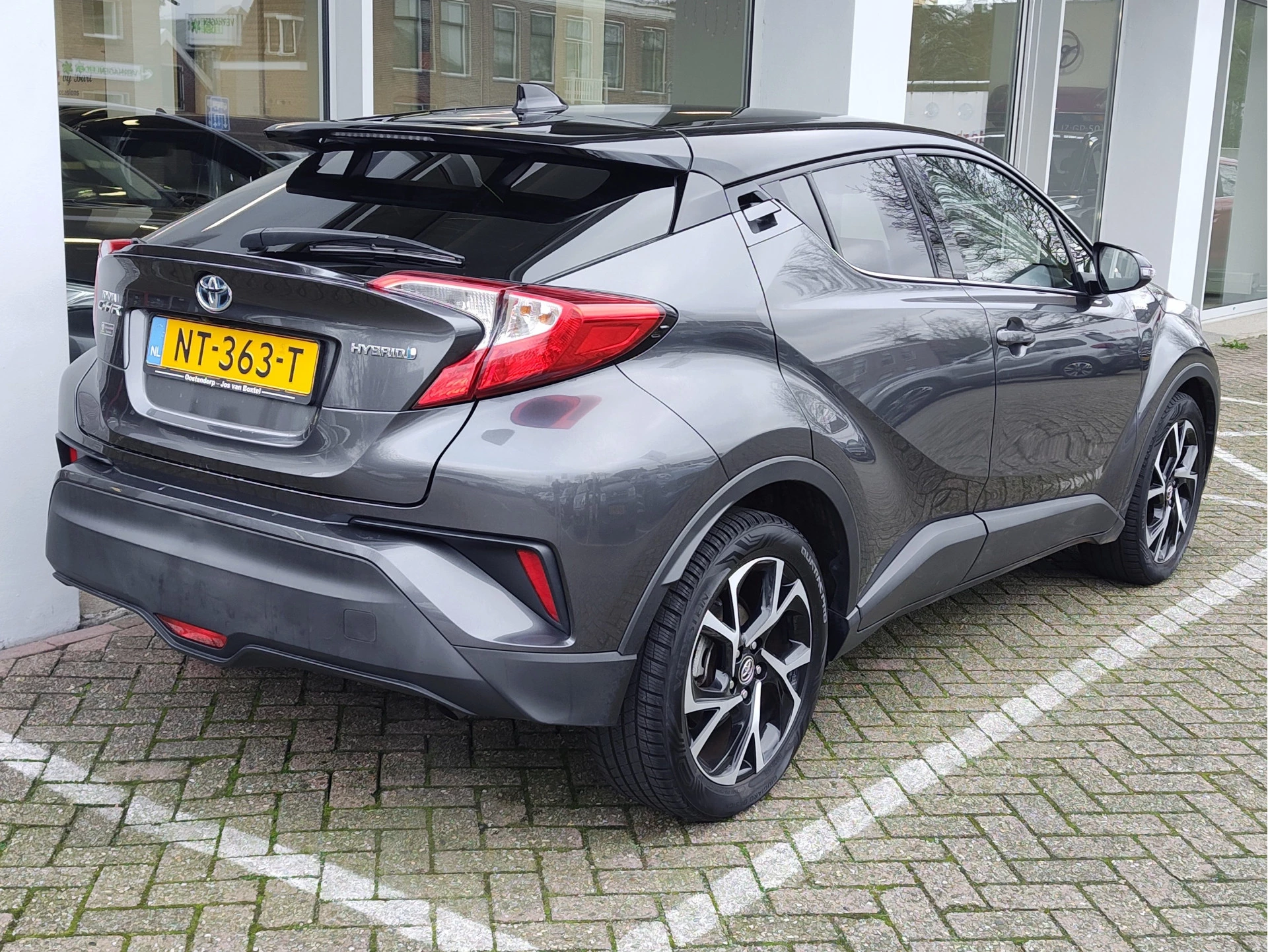 Hoofdafbeelding Toyota C-HR