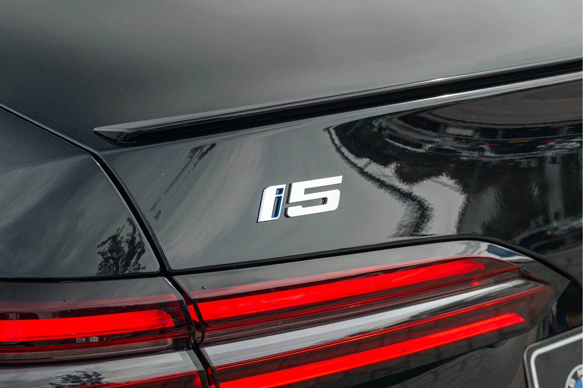 Hoofdafbeelding BMW i5