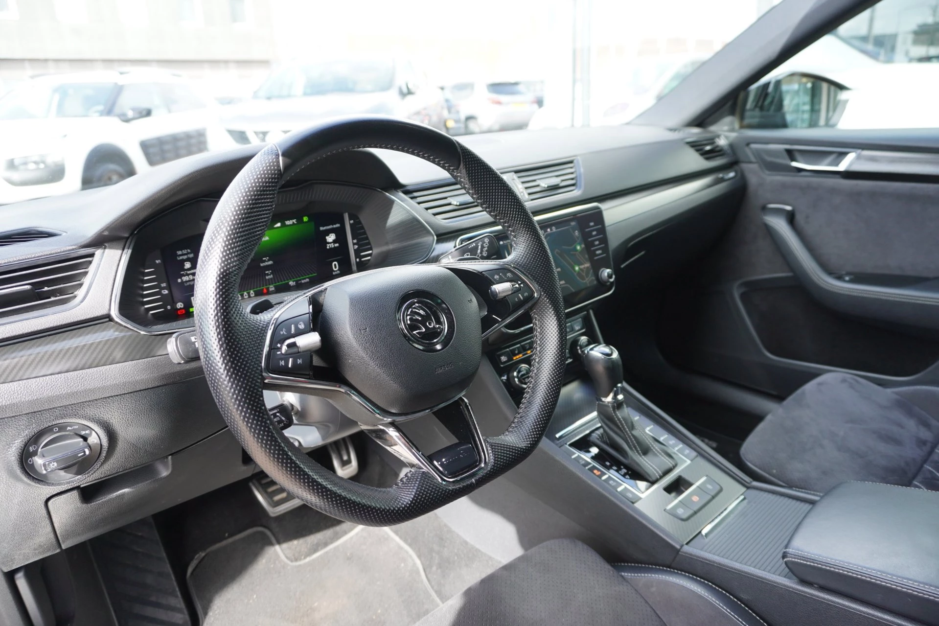 Hoofdafbeelding Škoda Superb