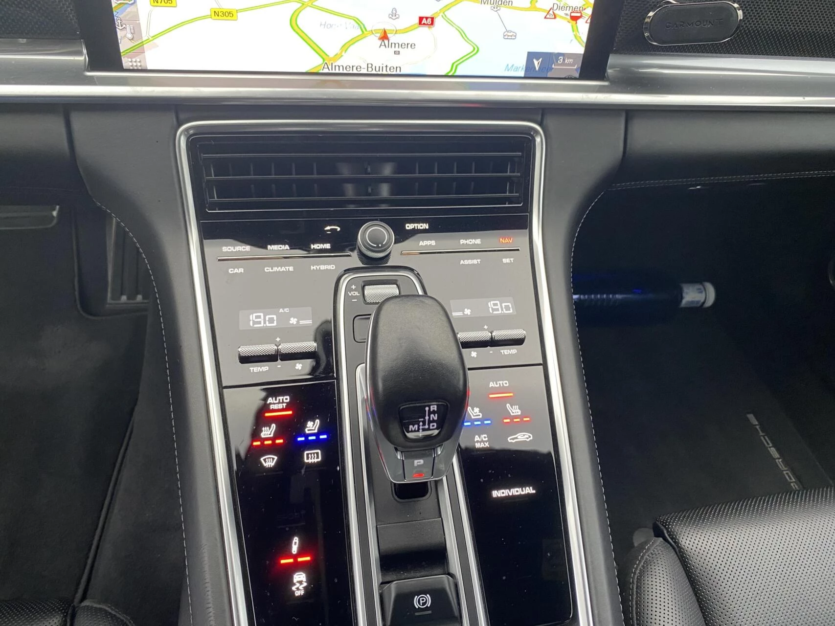 Hoofdafbeelding Porsche Panamera