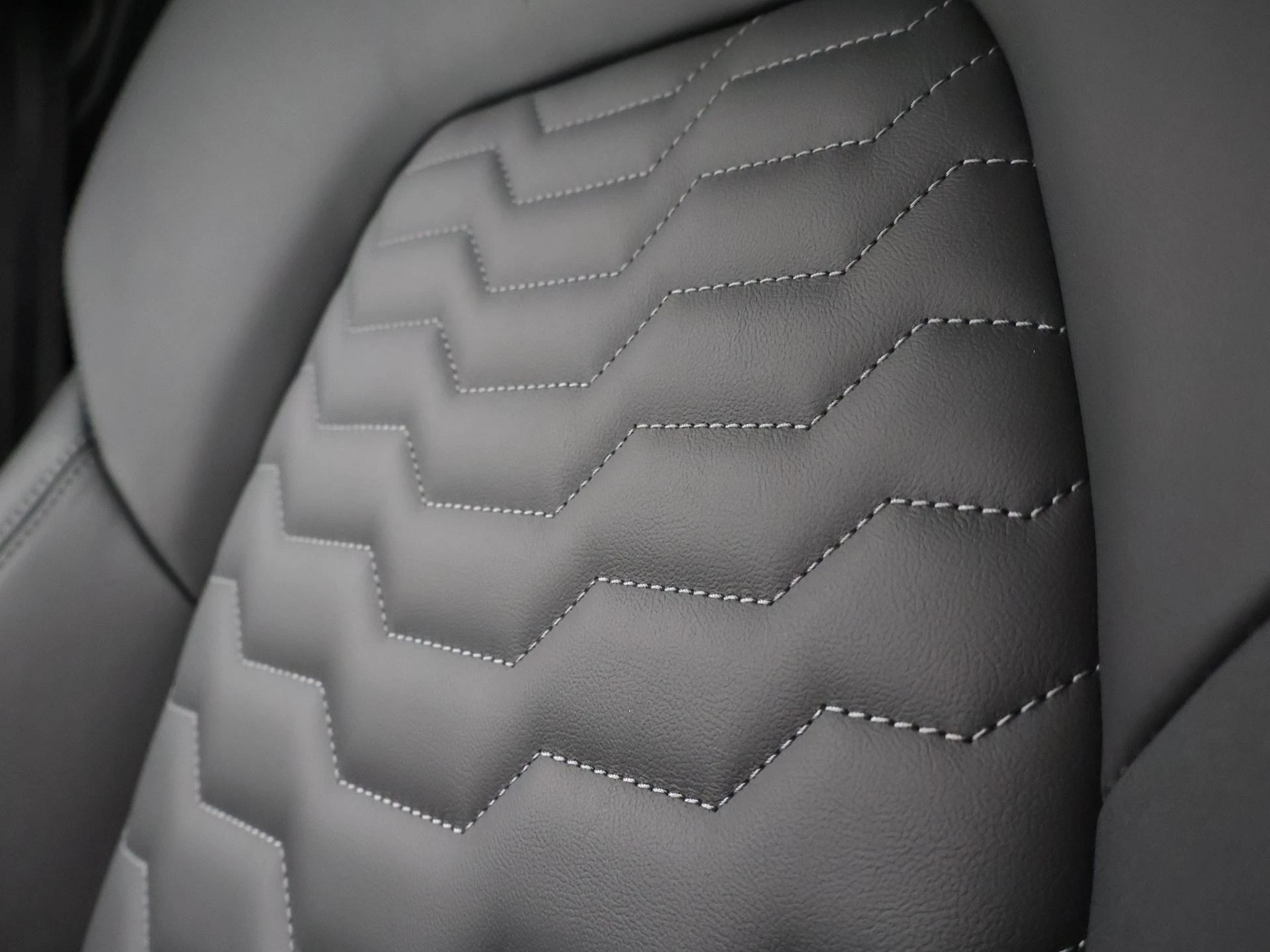 Hoofdafbeelding Audi A6 Avant e-tron