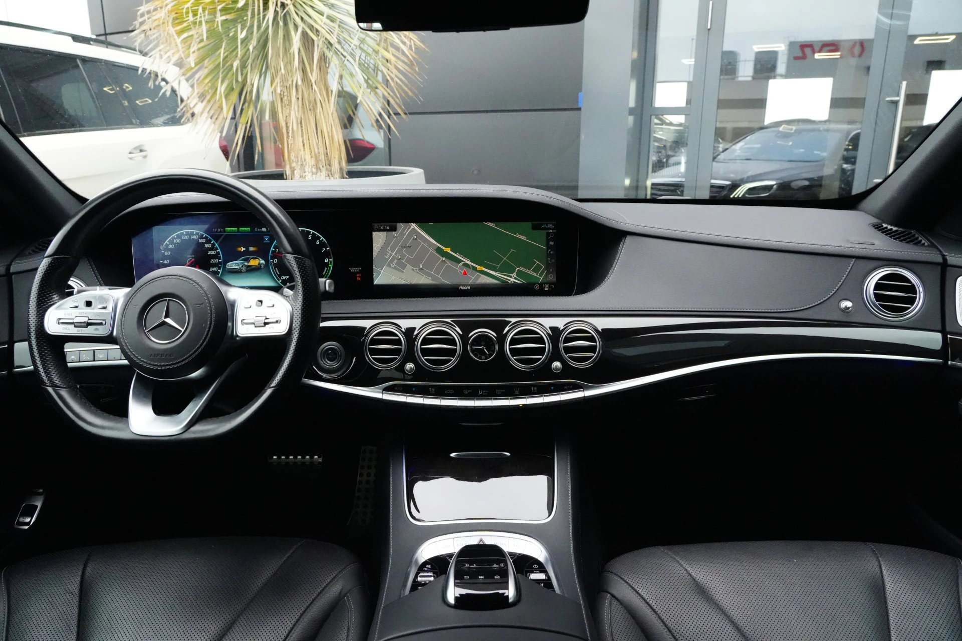 Hoofdafbeelding Mercedes-Benz S-Klasse