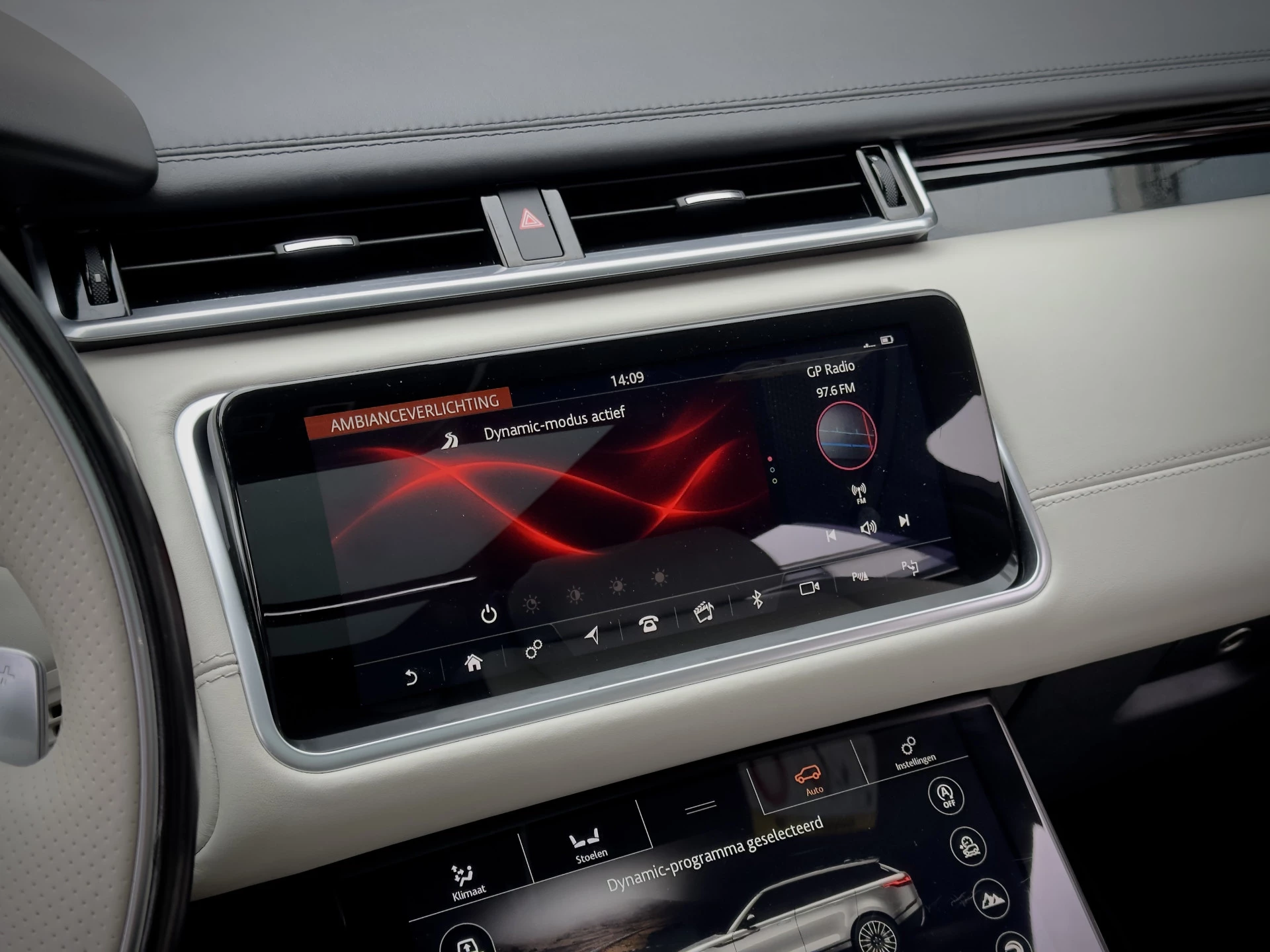 Hoofdafbeelding Land Rover Range Rover Velar