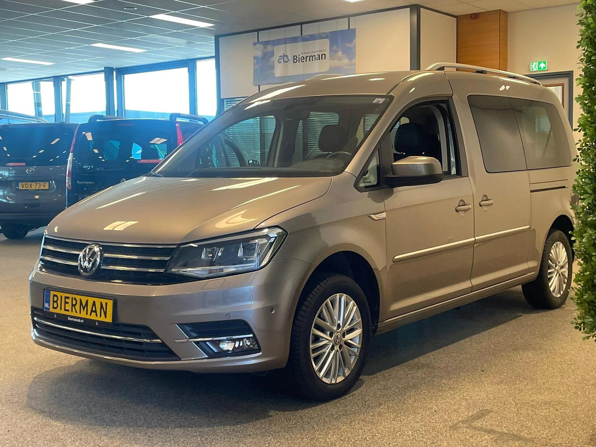 Hoofdafbeelding Volkswagen Caddy