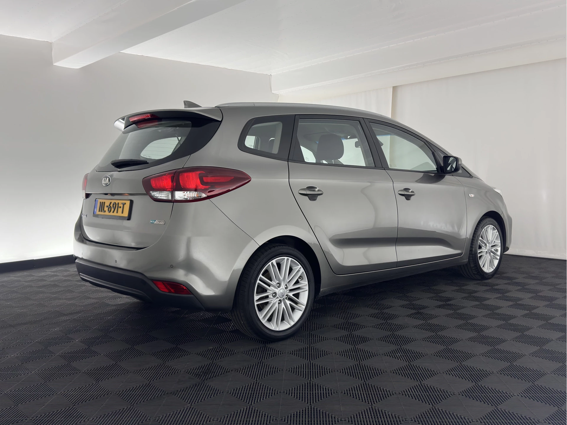 Hoofdafbeelding Kia Carens