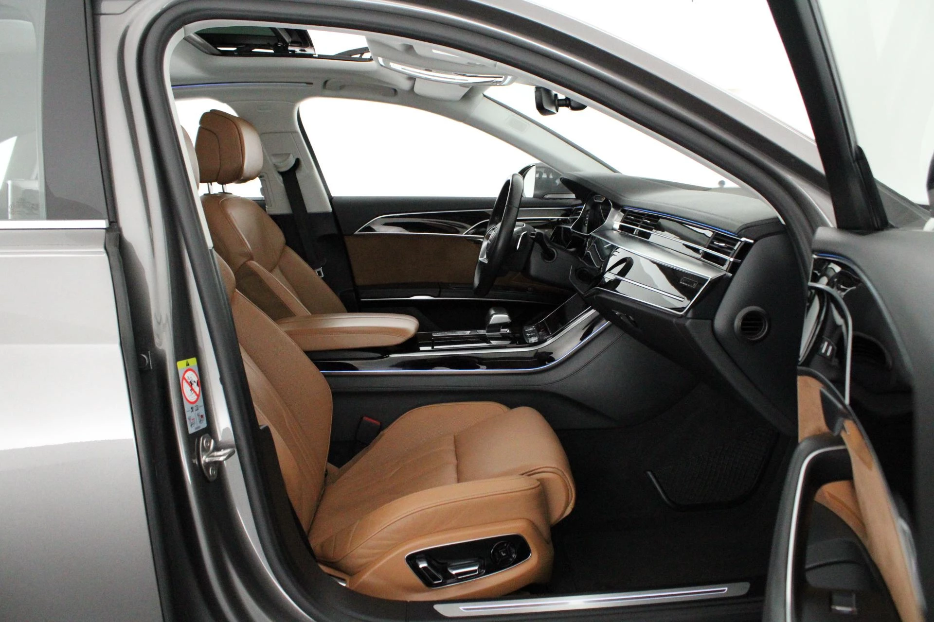 Hoofdafbeelding Audi A8