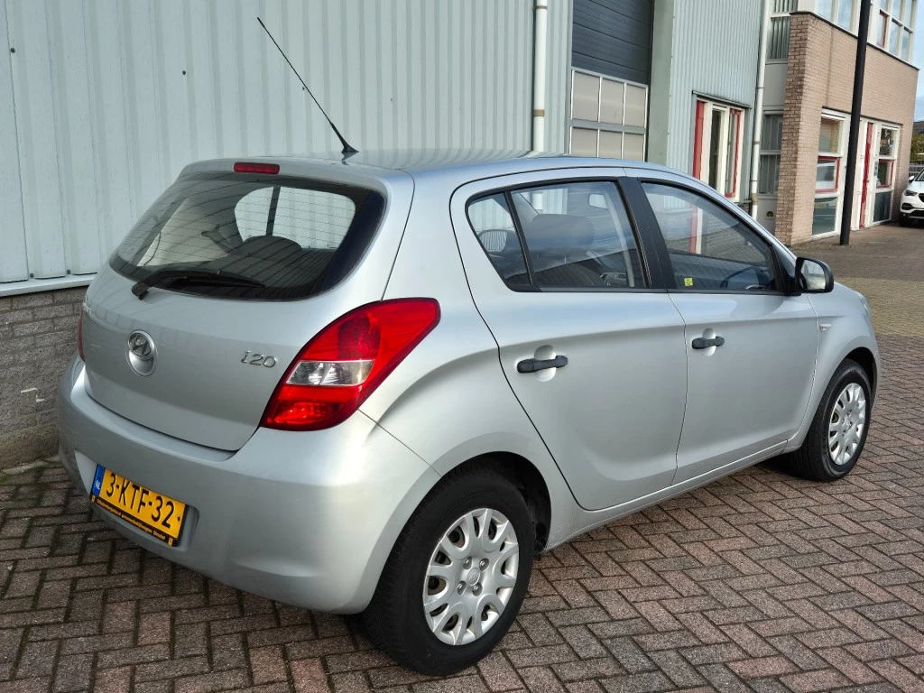 Hoofdafbeelding Hyundai i20