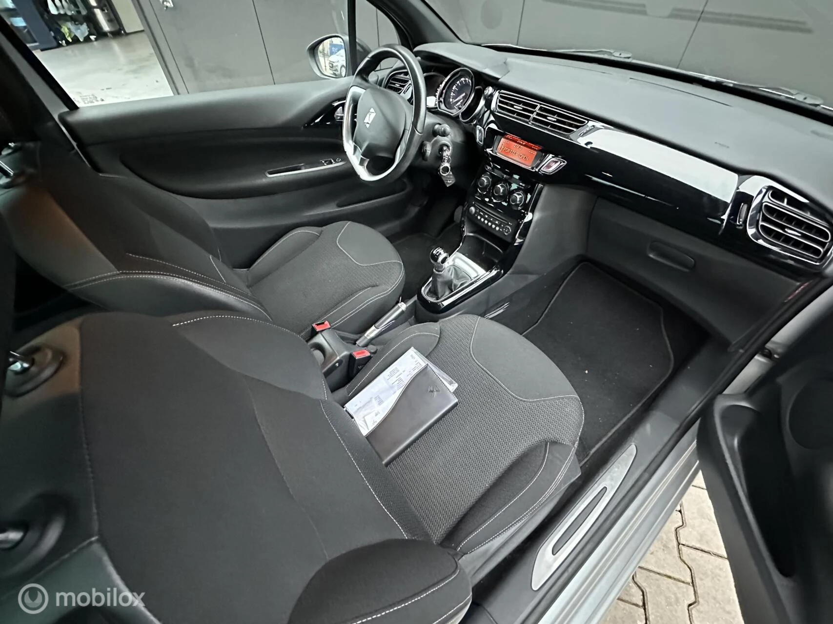 Hoofdafbeelding DS DS 3