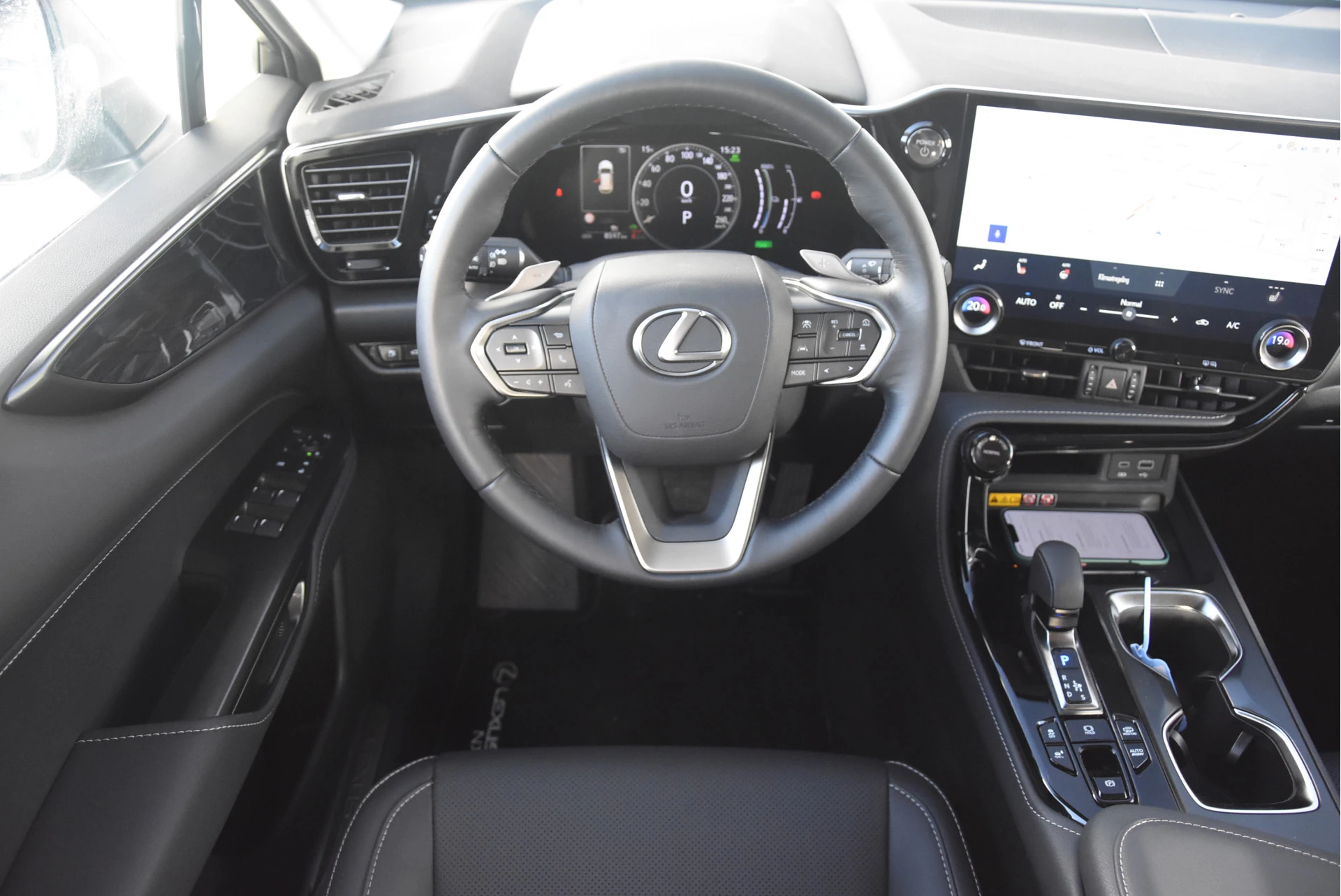 Hoofdafbeelding Lexus NX