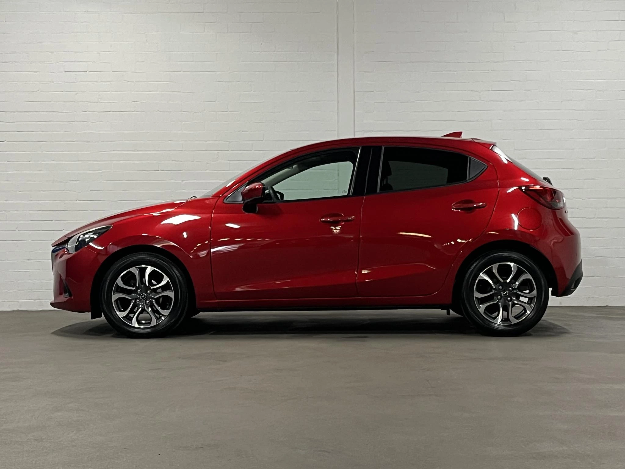 Hoofdafbeelding Mazda 2