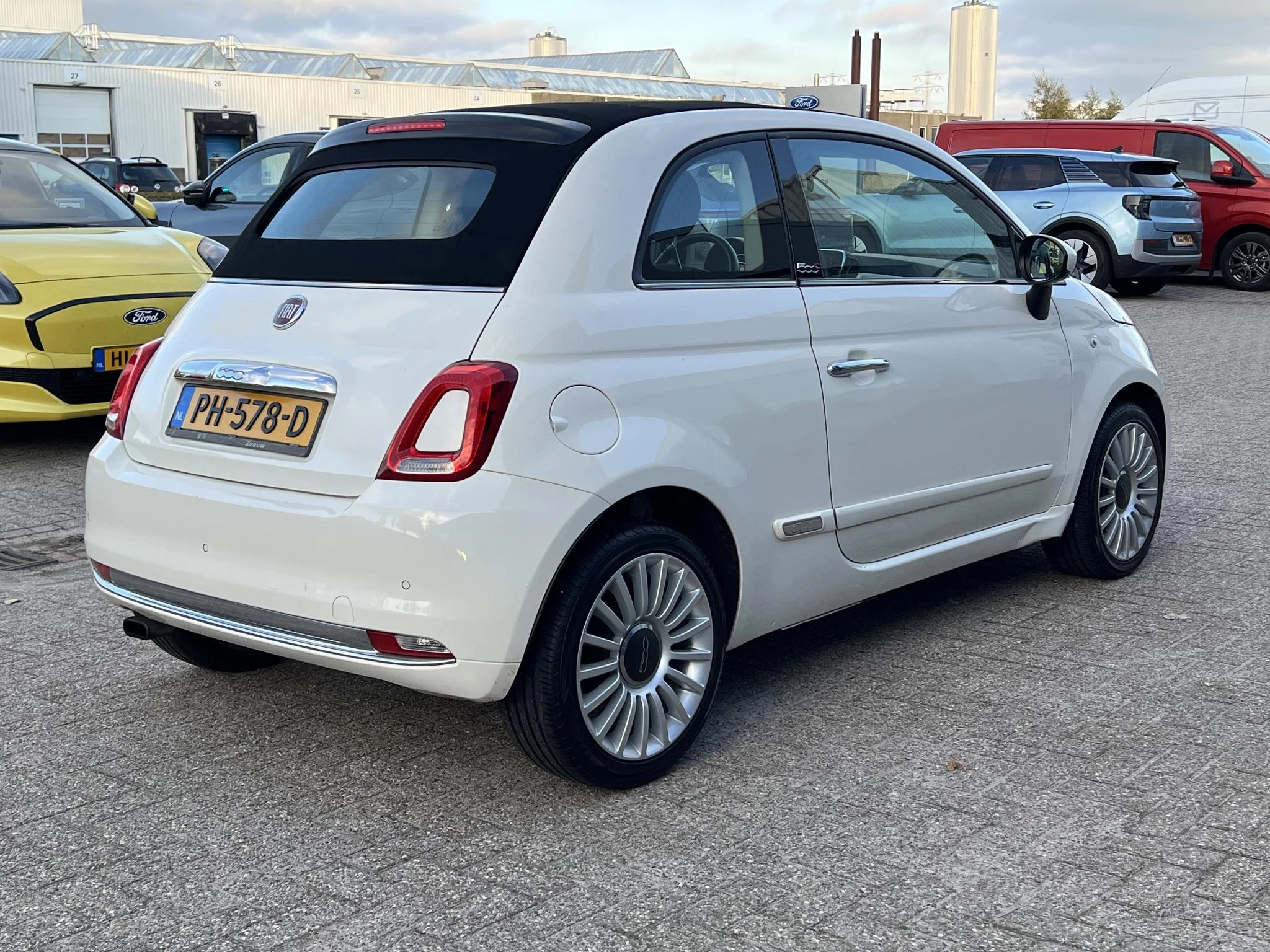 Hoofdafbeelding Fiat 500C