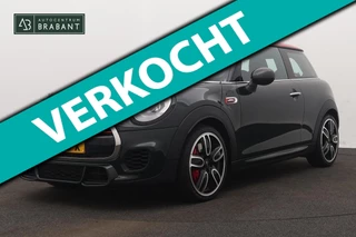 Mini Mini John Cooper Works Racing Green (NL-auto, Goed OnderH, Navi Pro, JCW Stoelen, PDC, Etc)