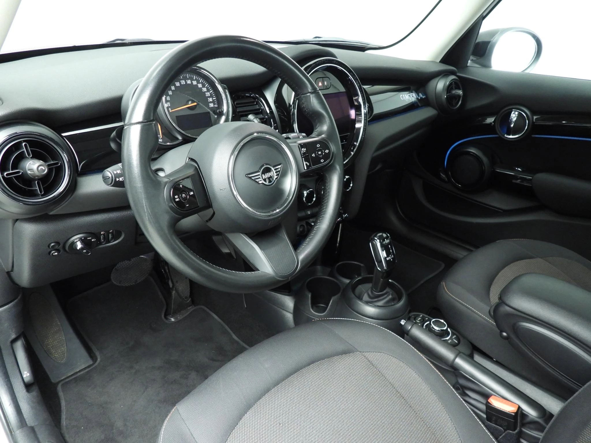 Hoofdafbeelding MINI 5-deurs