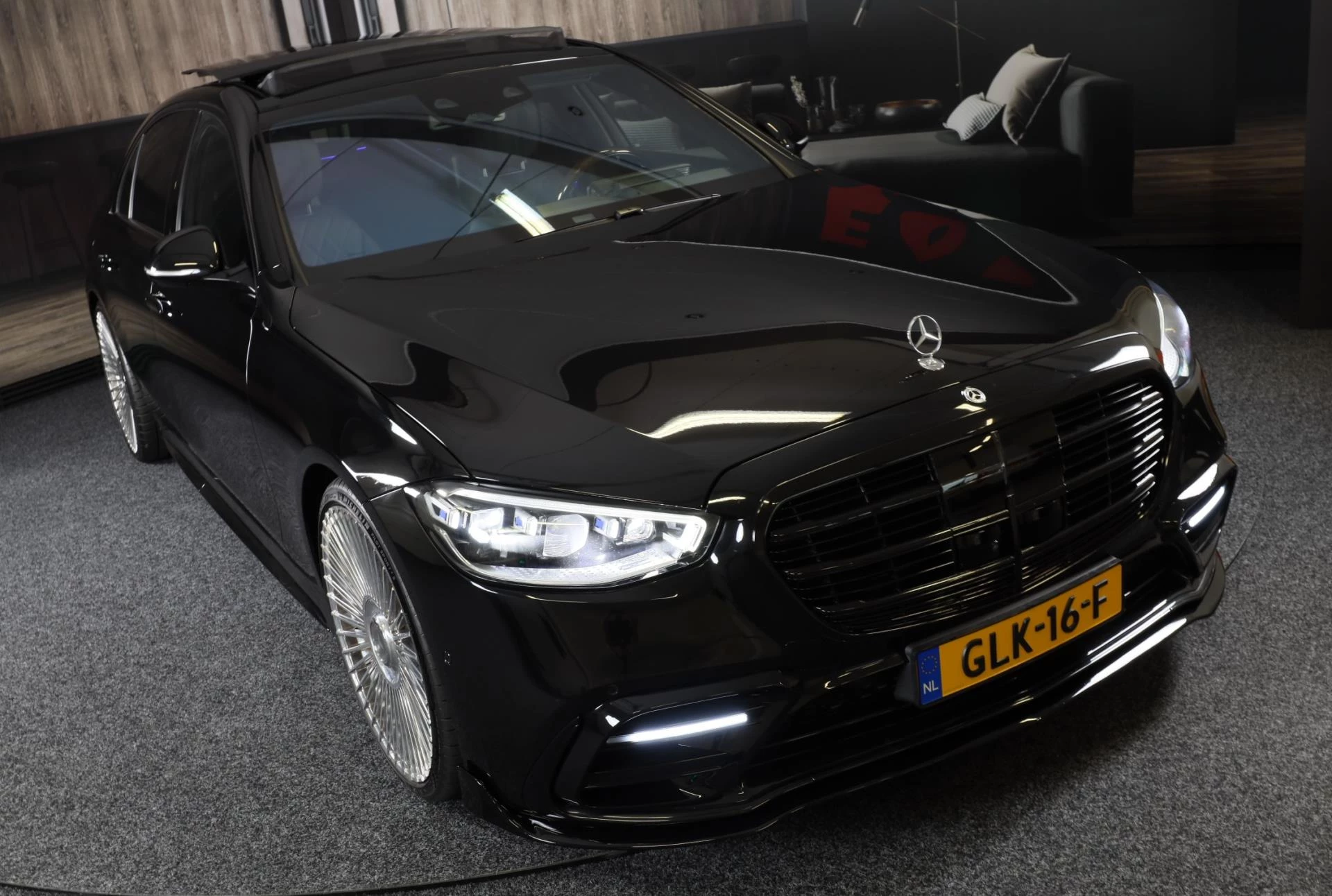 Hoofdafbeelding Mercedes-Benz S-Klasse