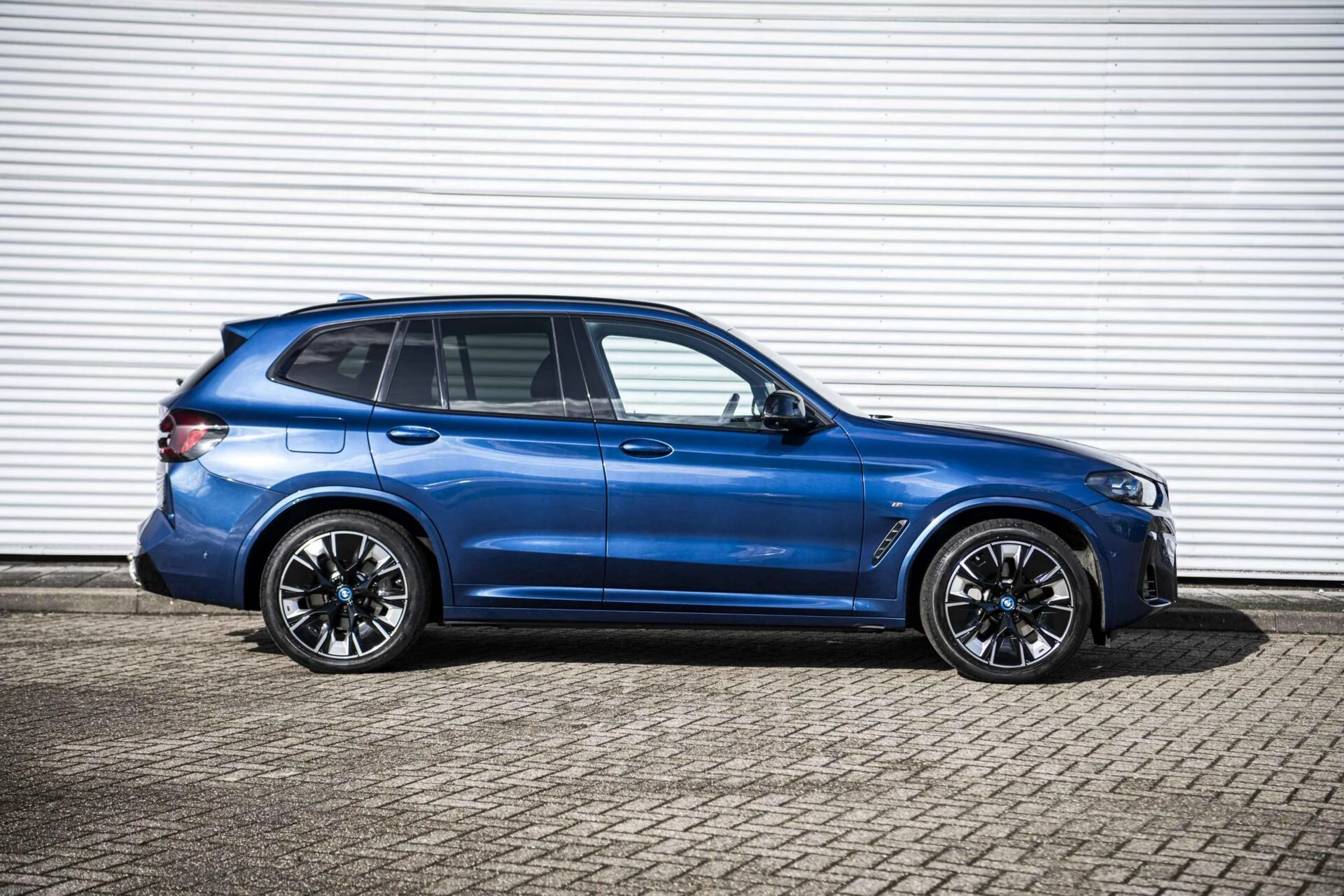 Hoofdafbeelding BMW iX3