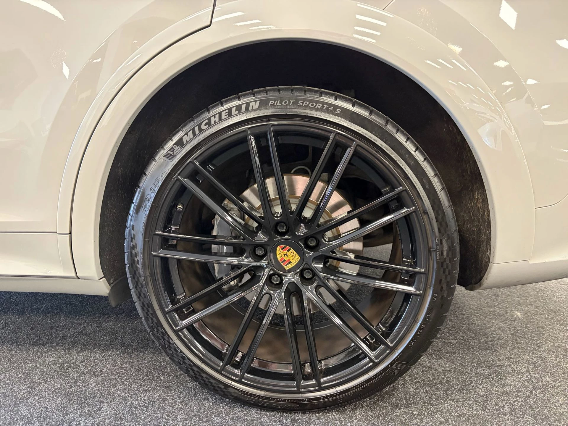 Hoofdafbeelding Porsche Cayenne