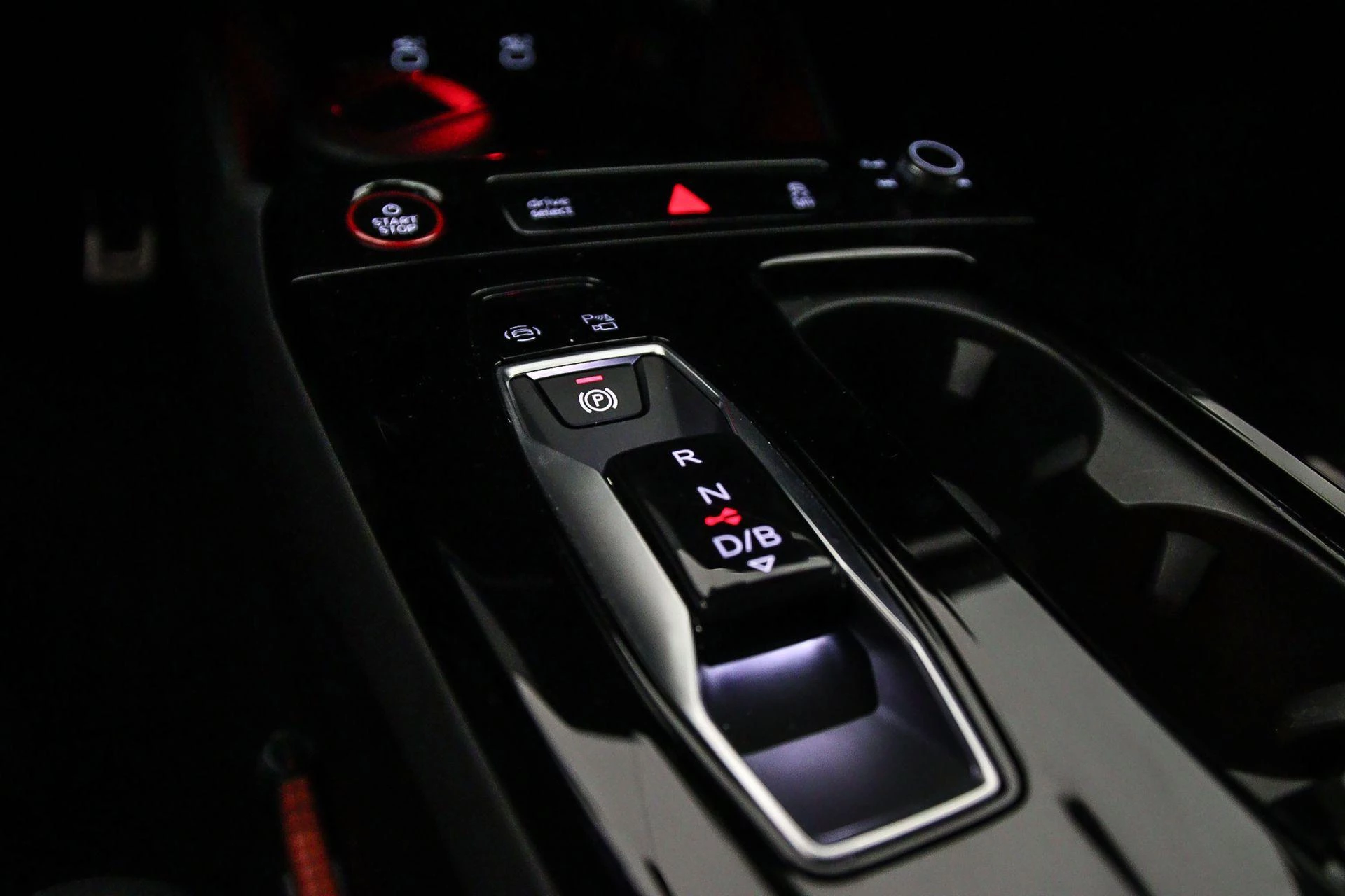 Hoofdafbeelding Audi S6 Avant e-tron