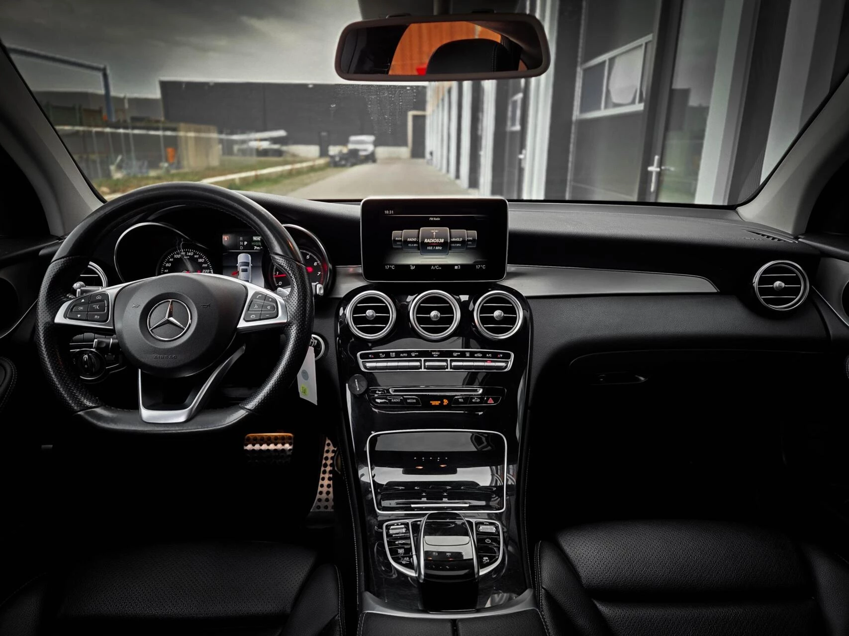 Hoofdafbeelding Mercedes-Benz GLC