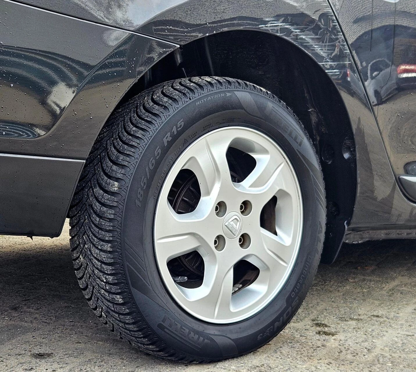 Hoofdafbeelding Dacia Logan