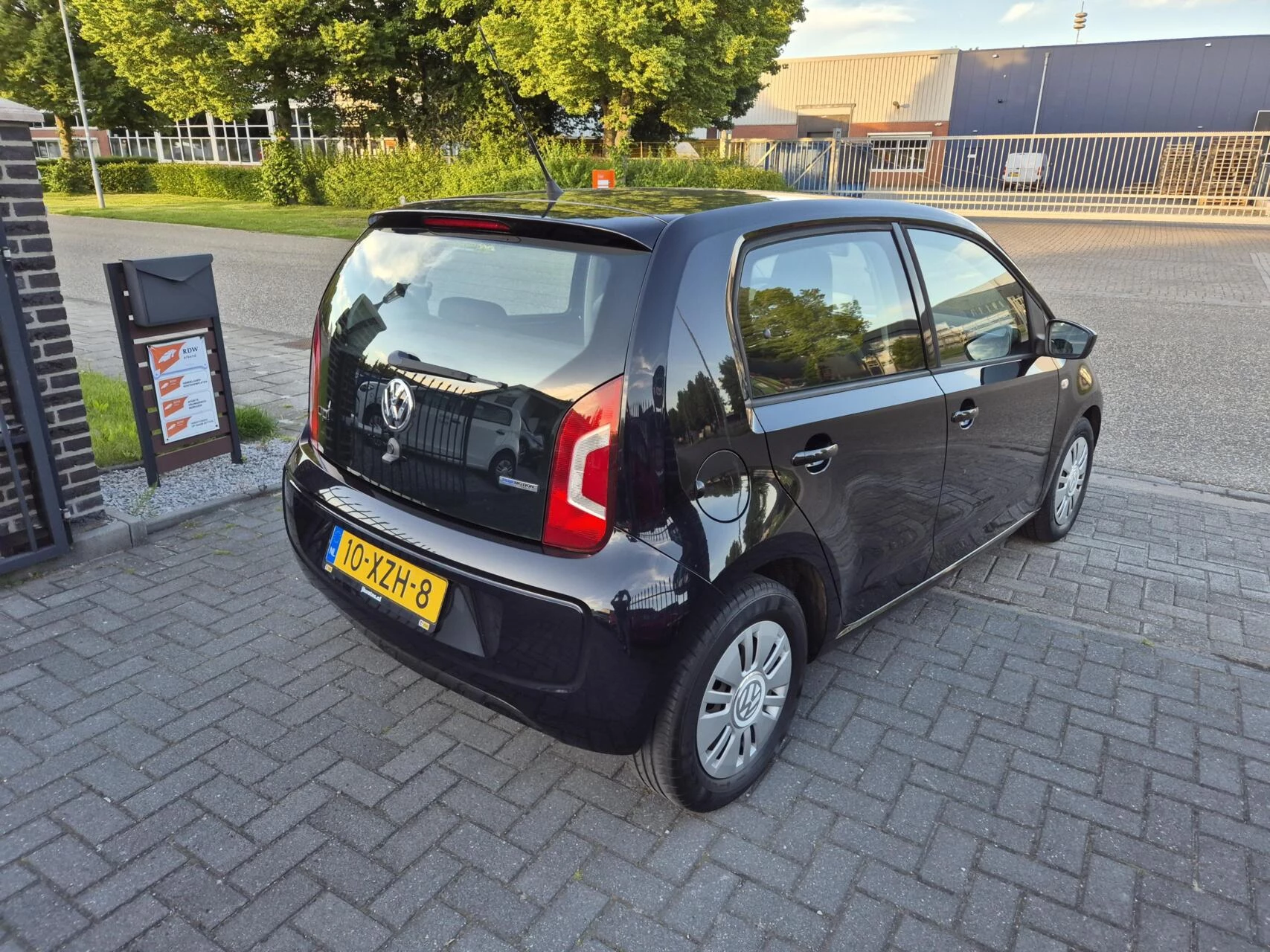 Hoofdafbeelding Volkswagen up!