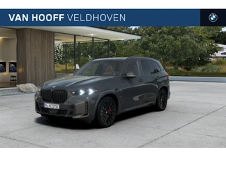 Hoofdafbeelding BMW X5 BMW X5 xDrive50e M Sport Automaat / Panoramadak Sky Lounge / Trekhaak / Parking Assistant Professional / Massagefunctie / Comfortstoelen / Active Steering / Soft-Close