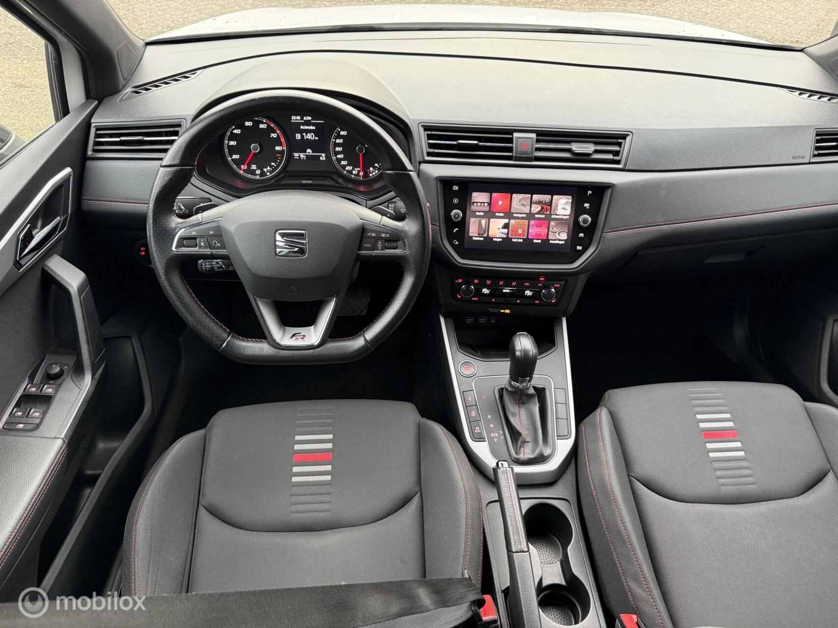 Hoofdafbeelding SEAT Arona