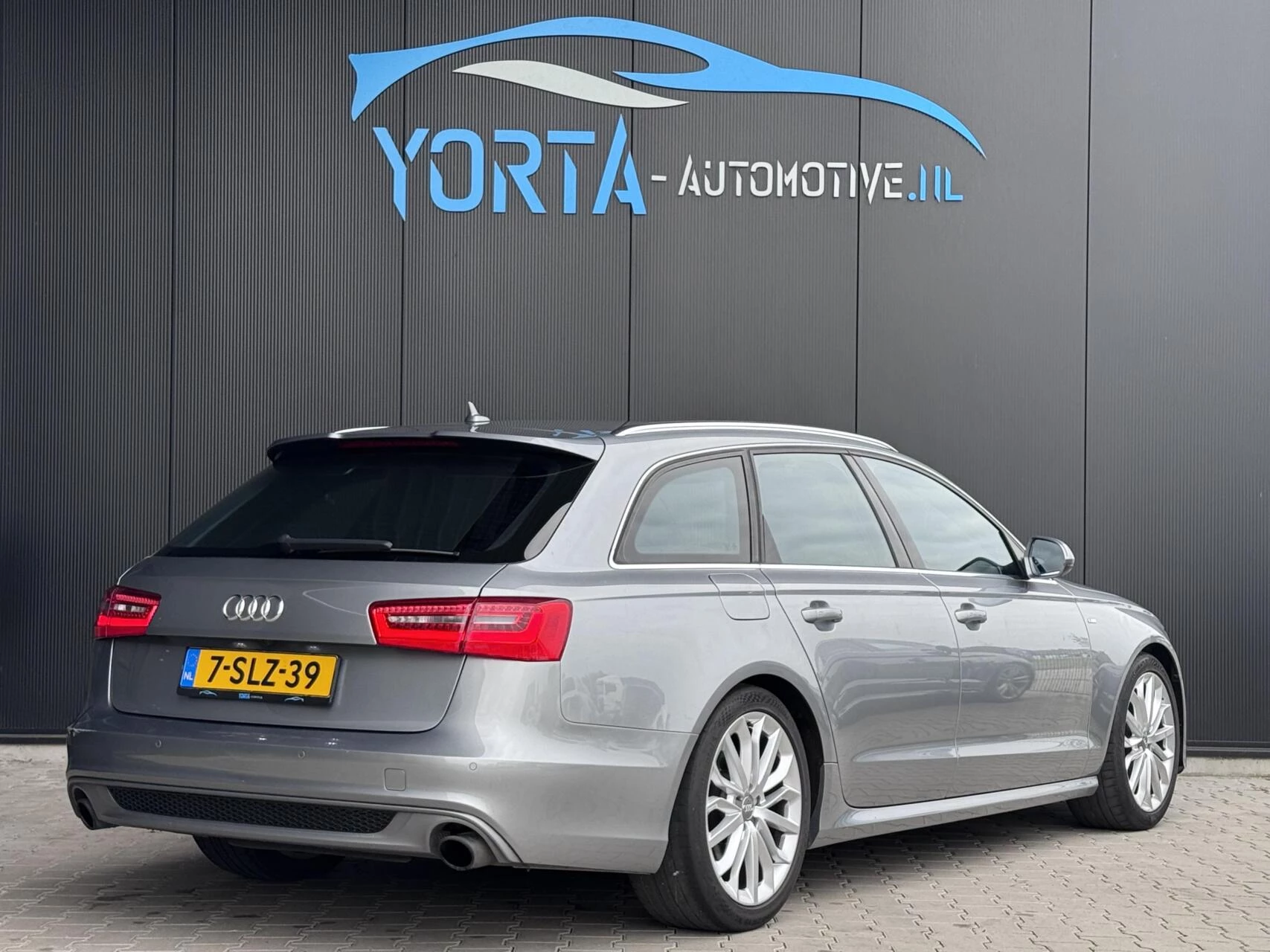 Hoofdafbeelding Audi A6