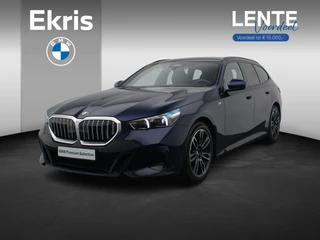 BMW 5 Serie Touring 520d M Sportpakket | Innovation Pack | Travel Pack | Comfort Pack | Trekhaak | Harman-Kardon | 19" | Lentevoordeel