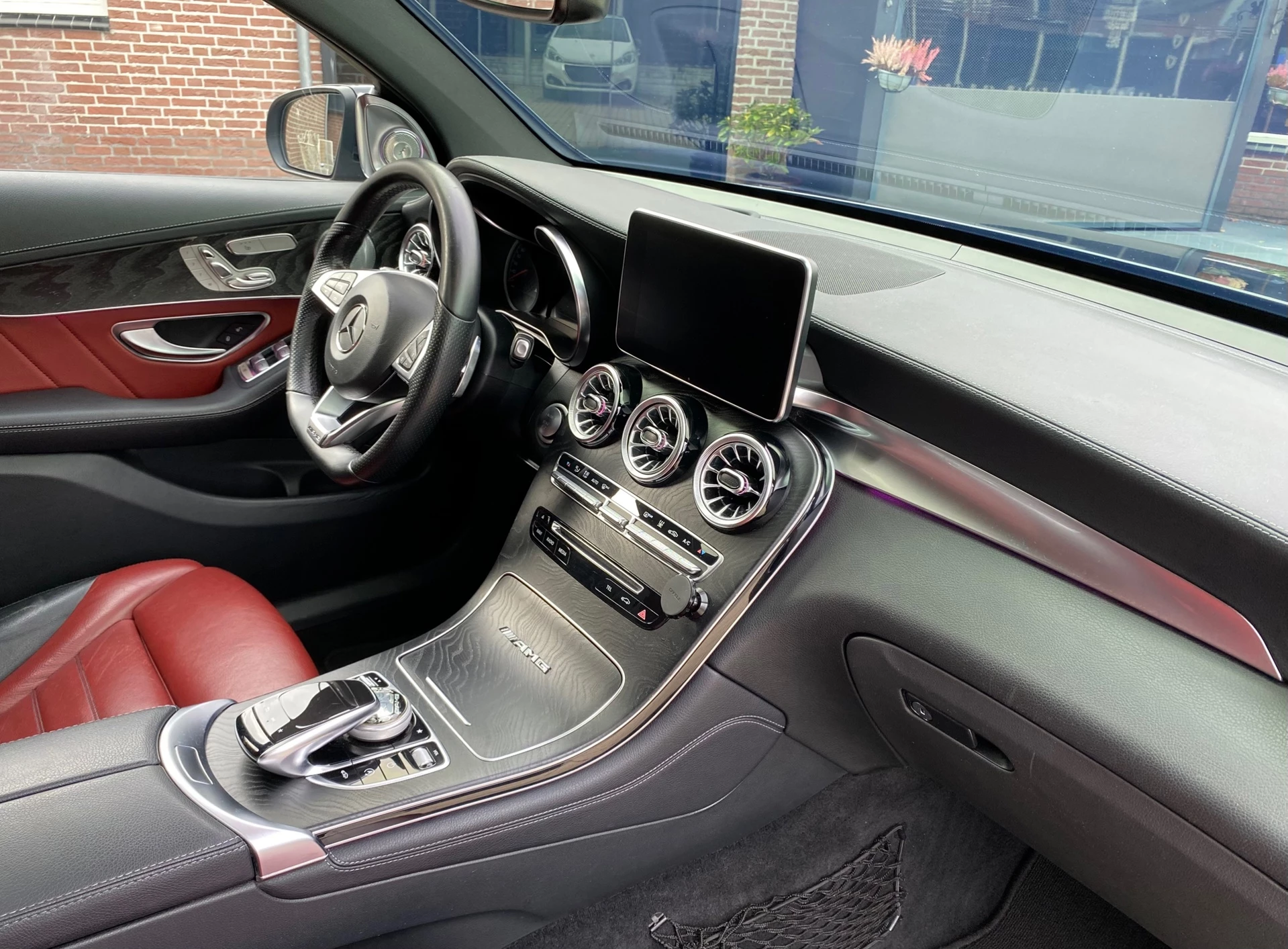 Hoofdafbeelding Mercedes-Benz GLC