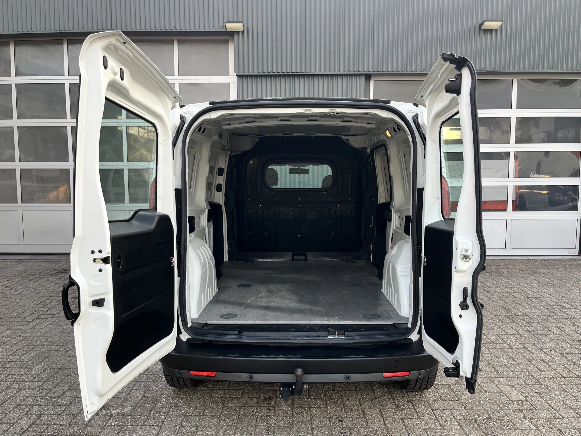Hoofdafbeelding Opel Combo
