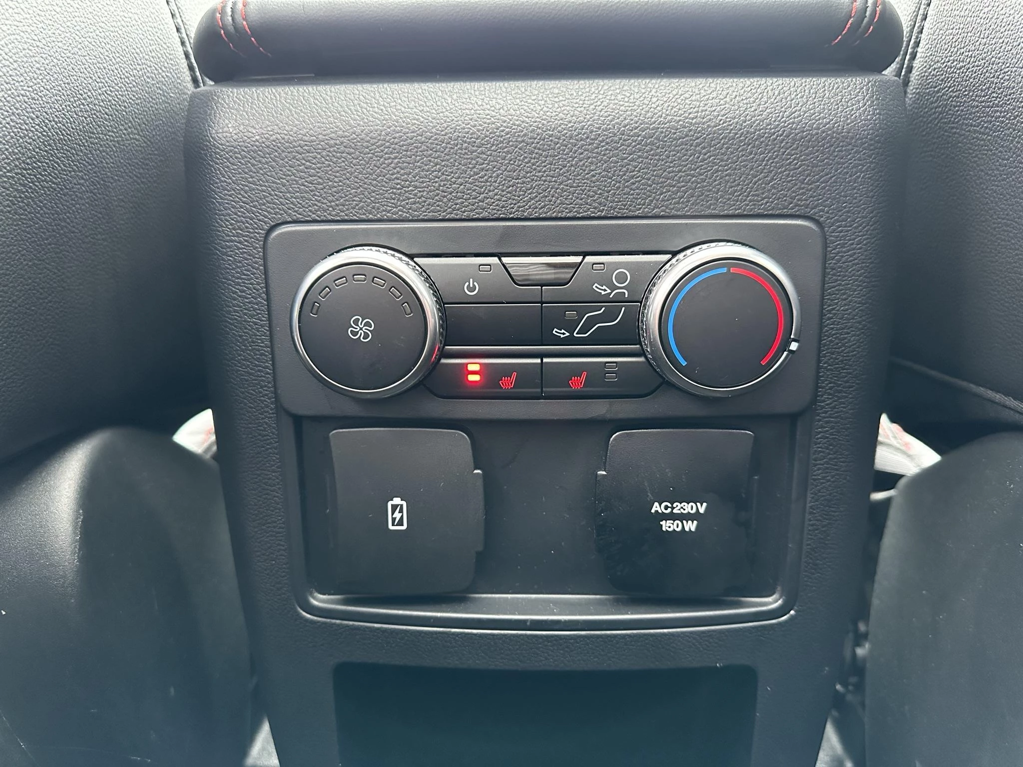 Hoofdafbeelding Ford Explorer