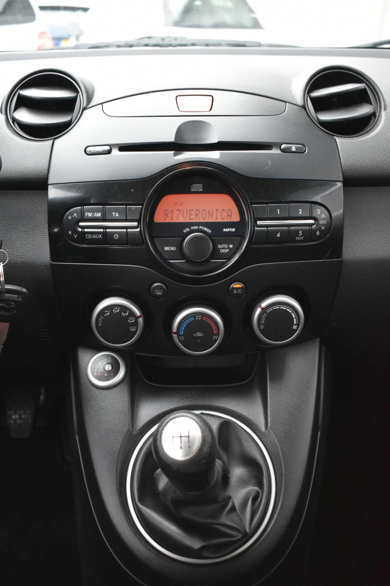 Hoofdafbeelding Mazda 2