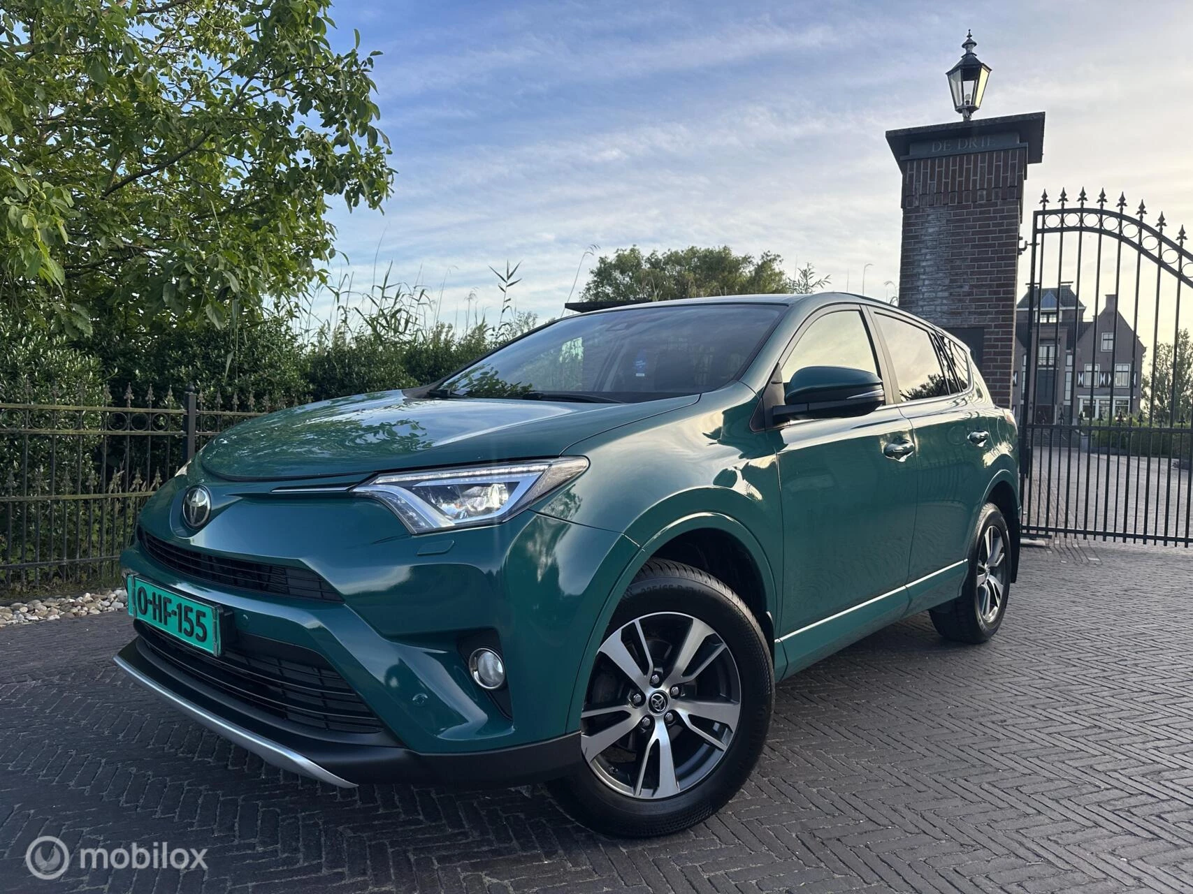 Hoofdafbeelding Toyota RAV4