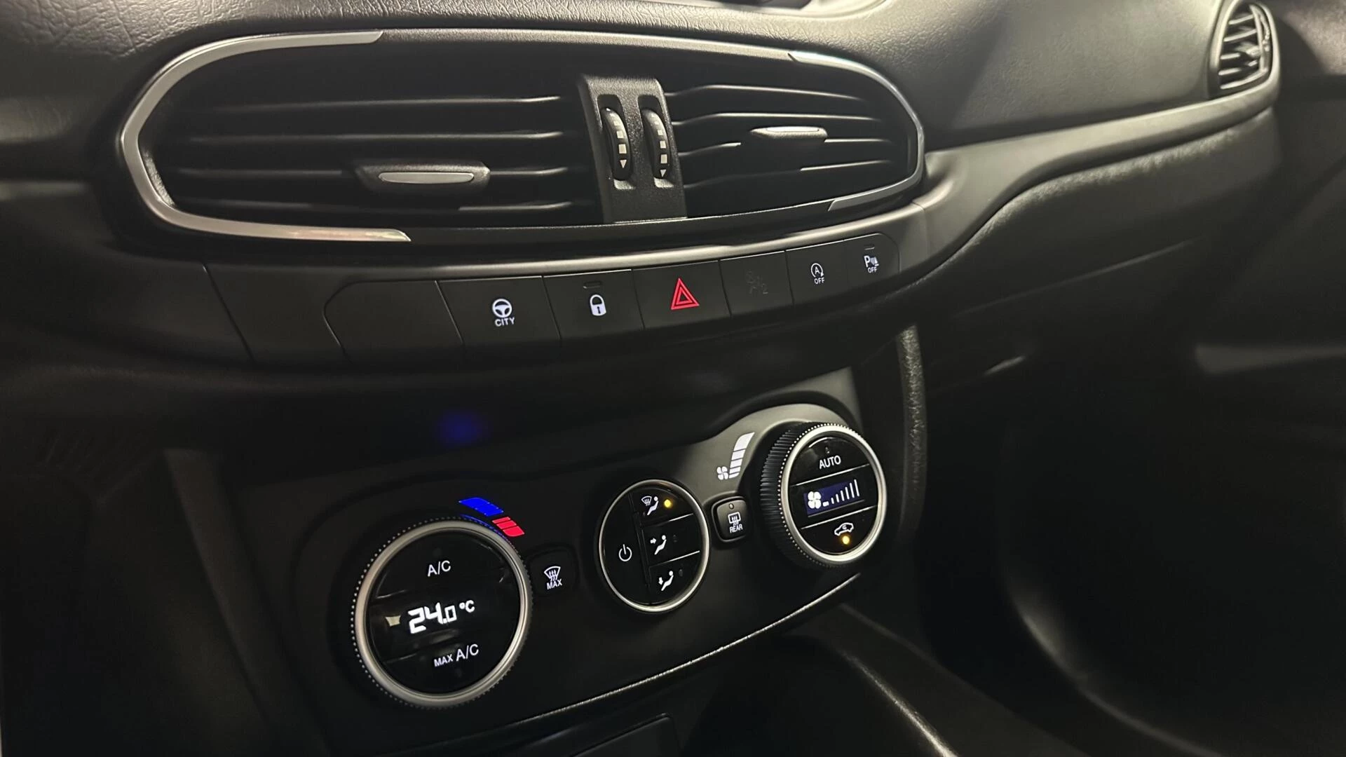 Hoofdafbeelding Fiat Tipo