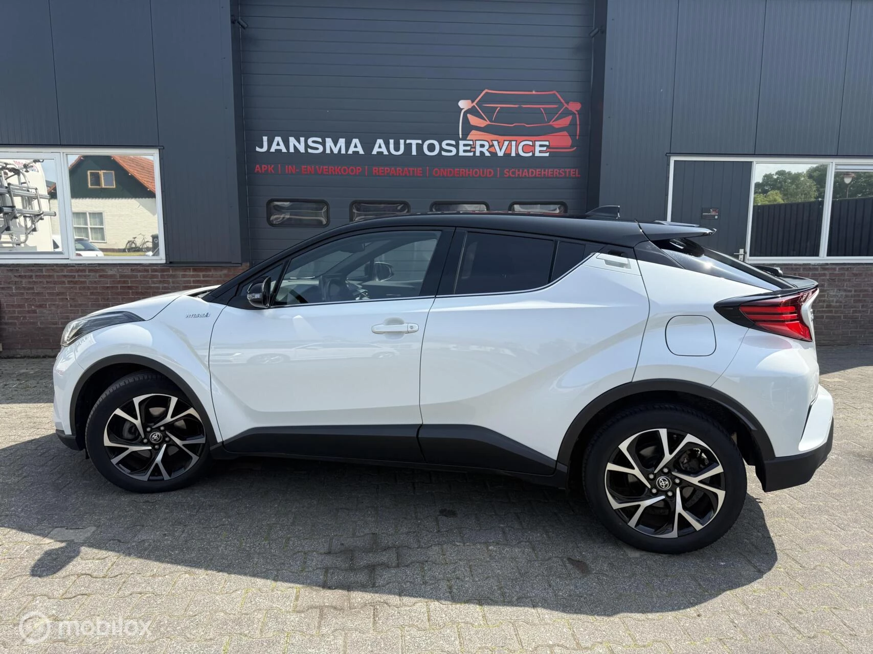 Hoofdafbeelding Toyota C-HR