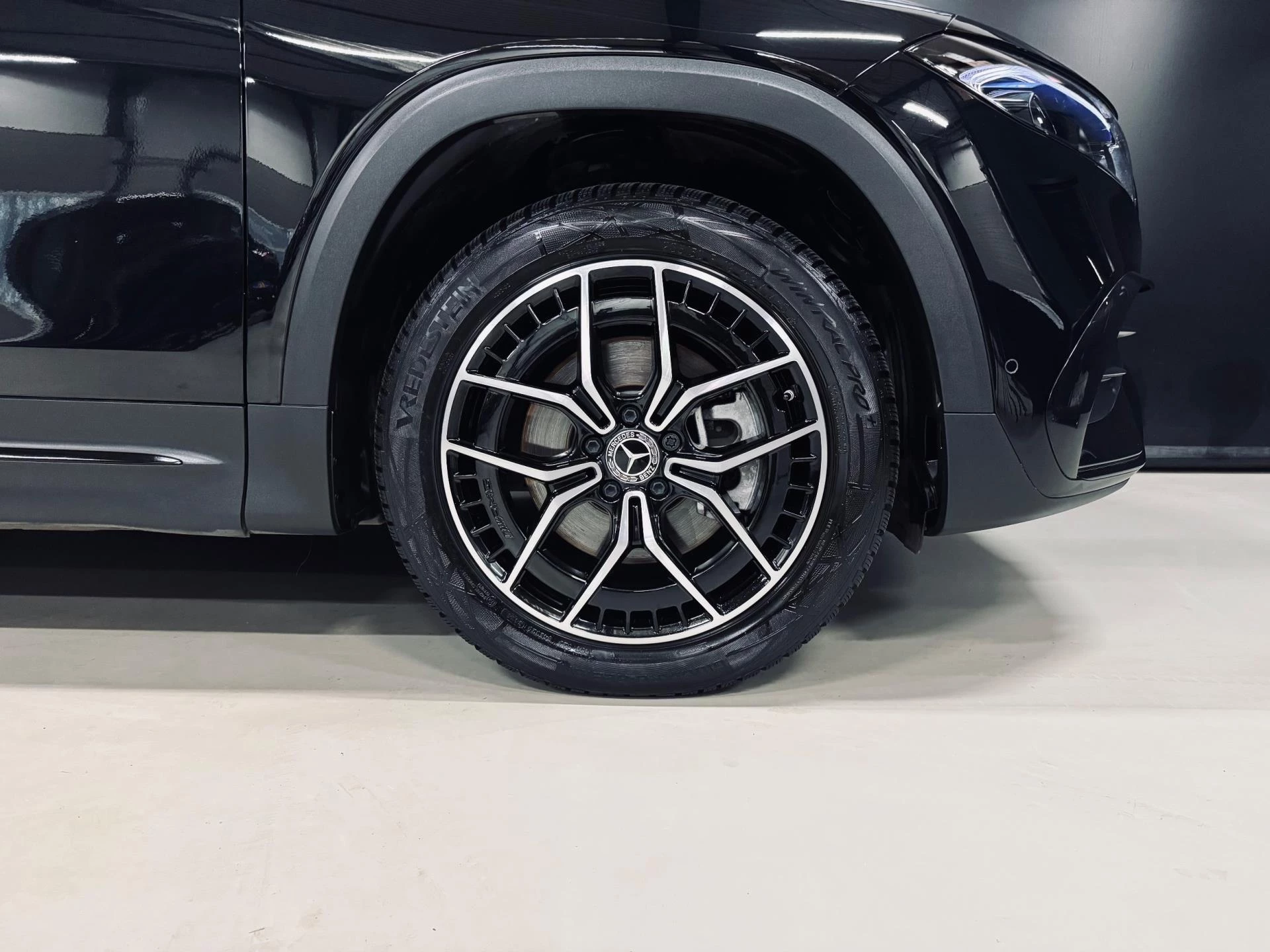 Hoofdafbeelding Mercedes-Benz EQB