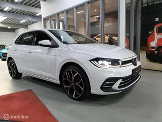 Volkswagen Polo 1.0 TSI IQ LIGHT  VIRTUAL NAVI STOELVER. CRUISE VELGEN