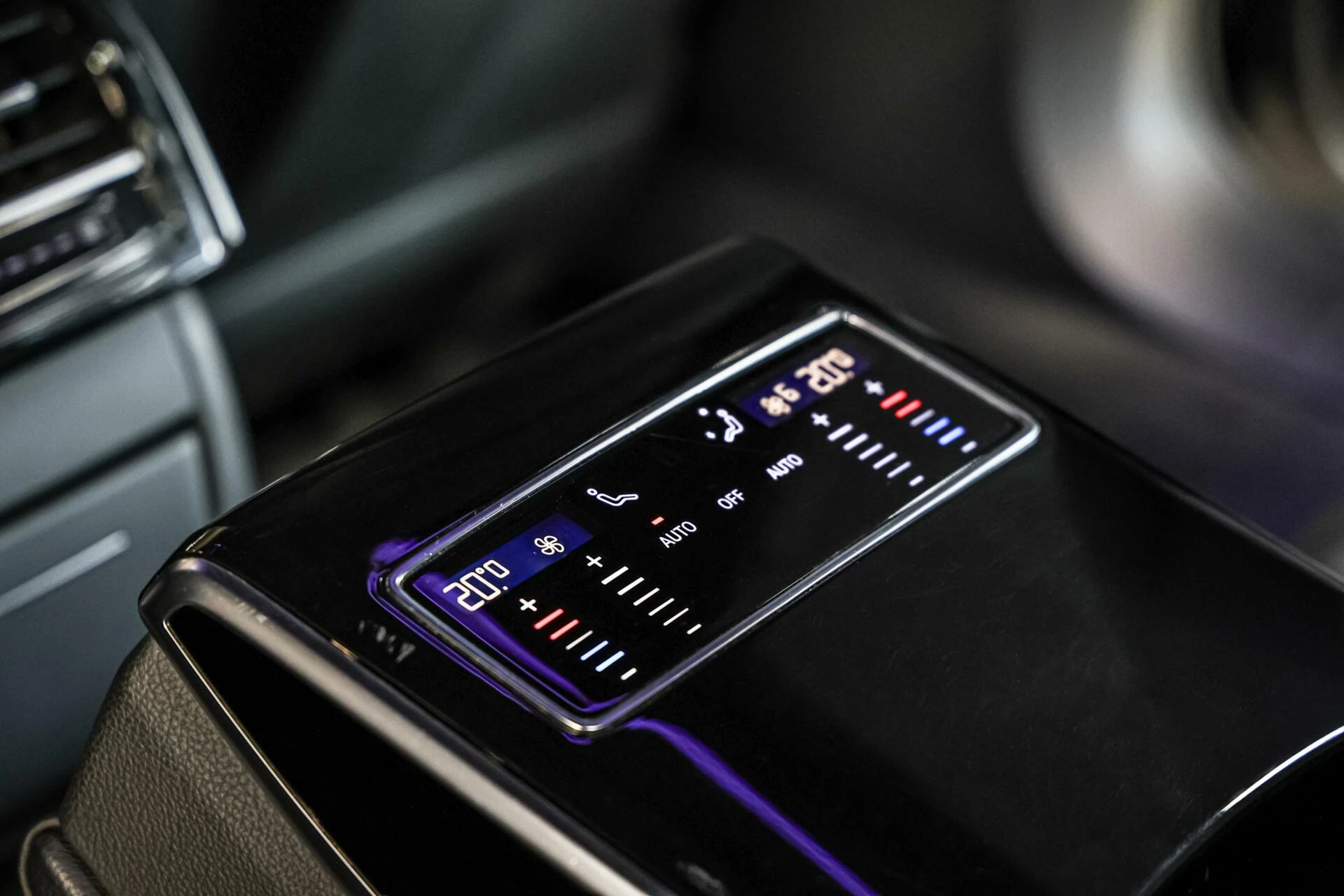 Hoofdafbeelding Audi A8