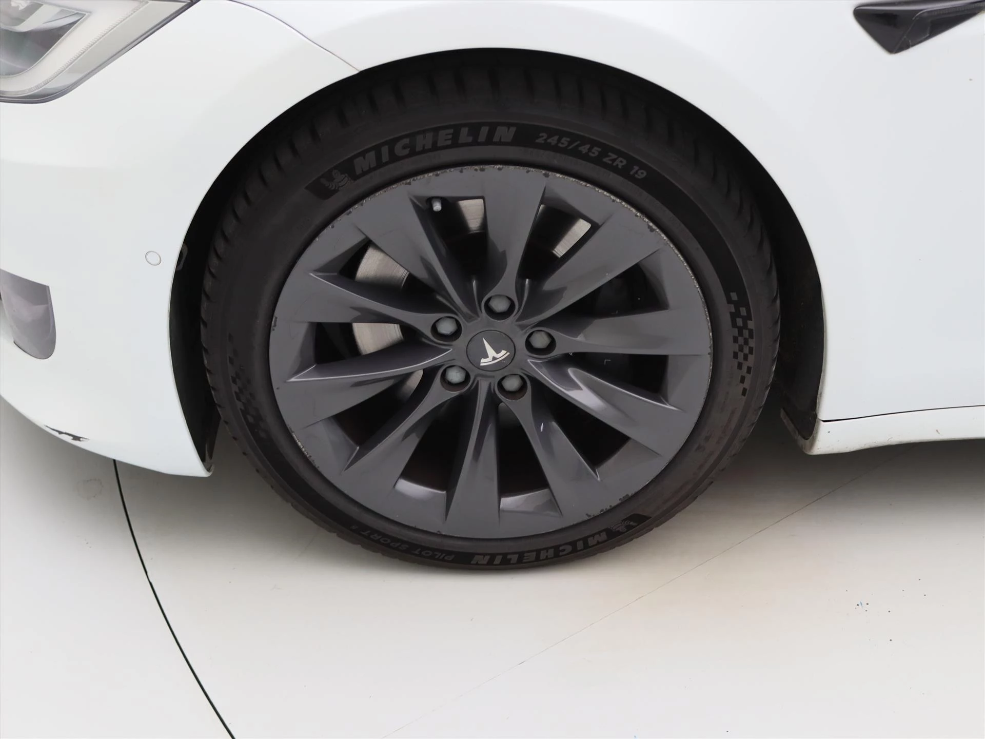 Hoofdafbeelding Tesla Model S
