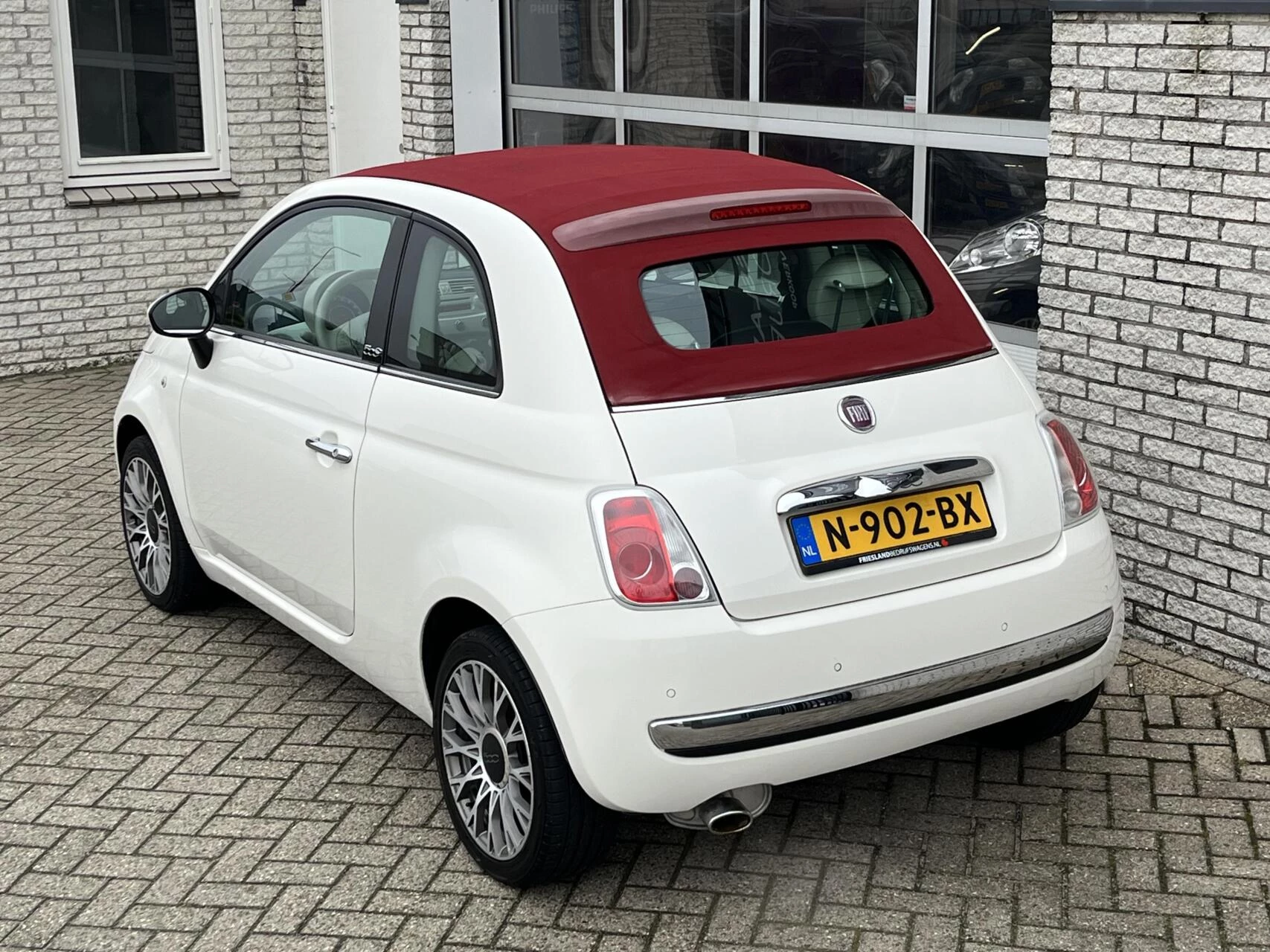Hoofdafbeelding Fiat 500C