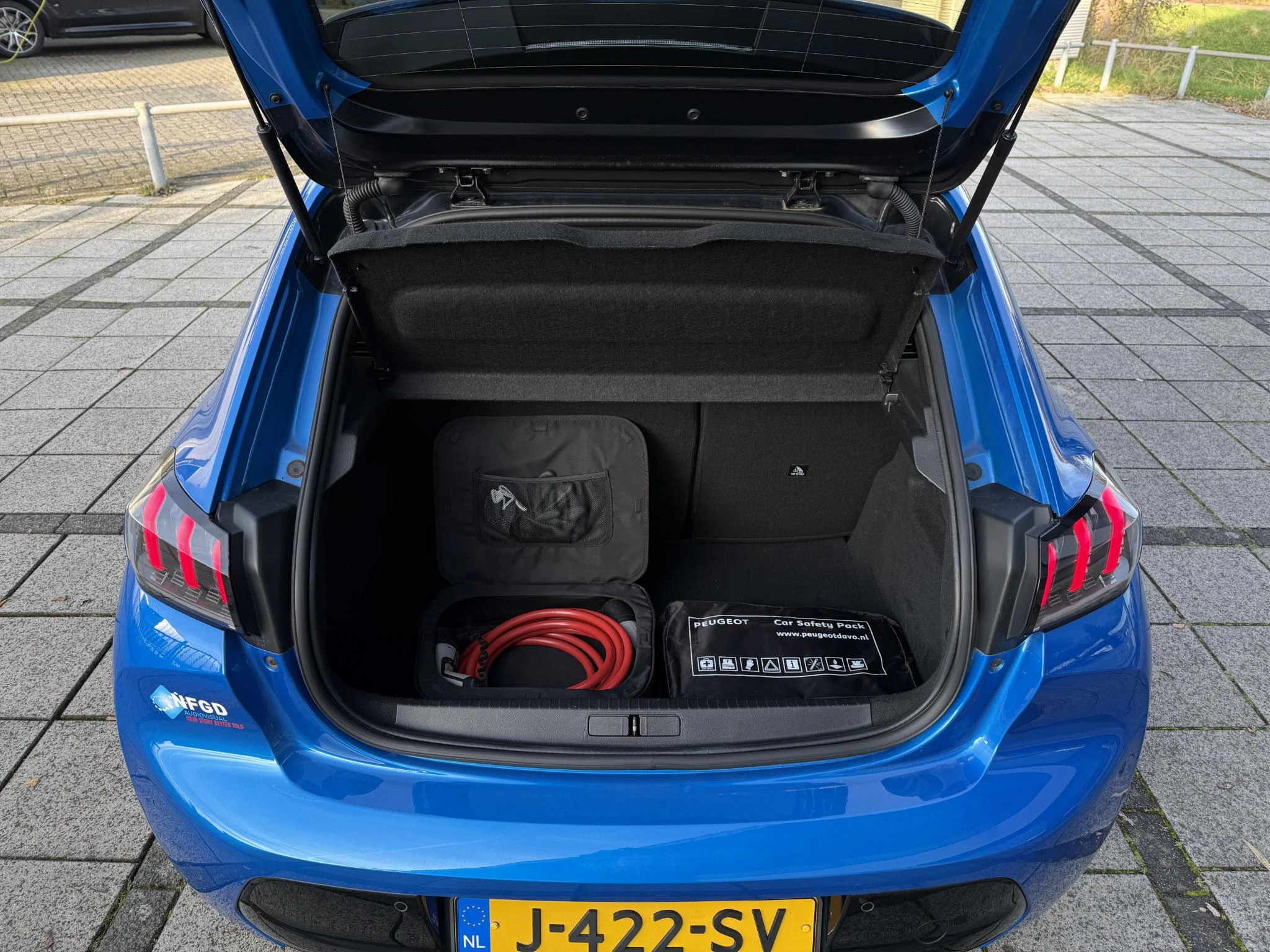 Hoofdafbeelding Peugeot e-208