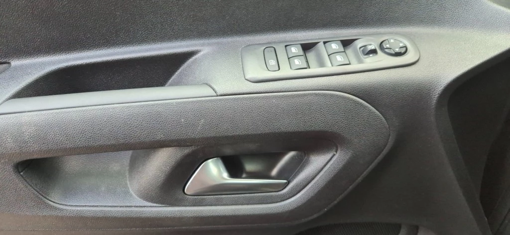Hoofdafbeelding Opel Combo