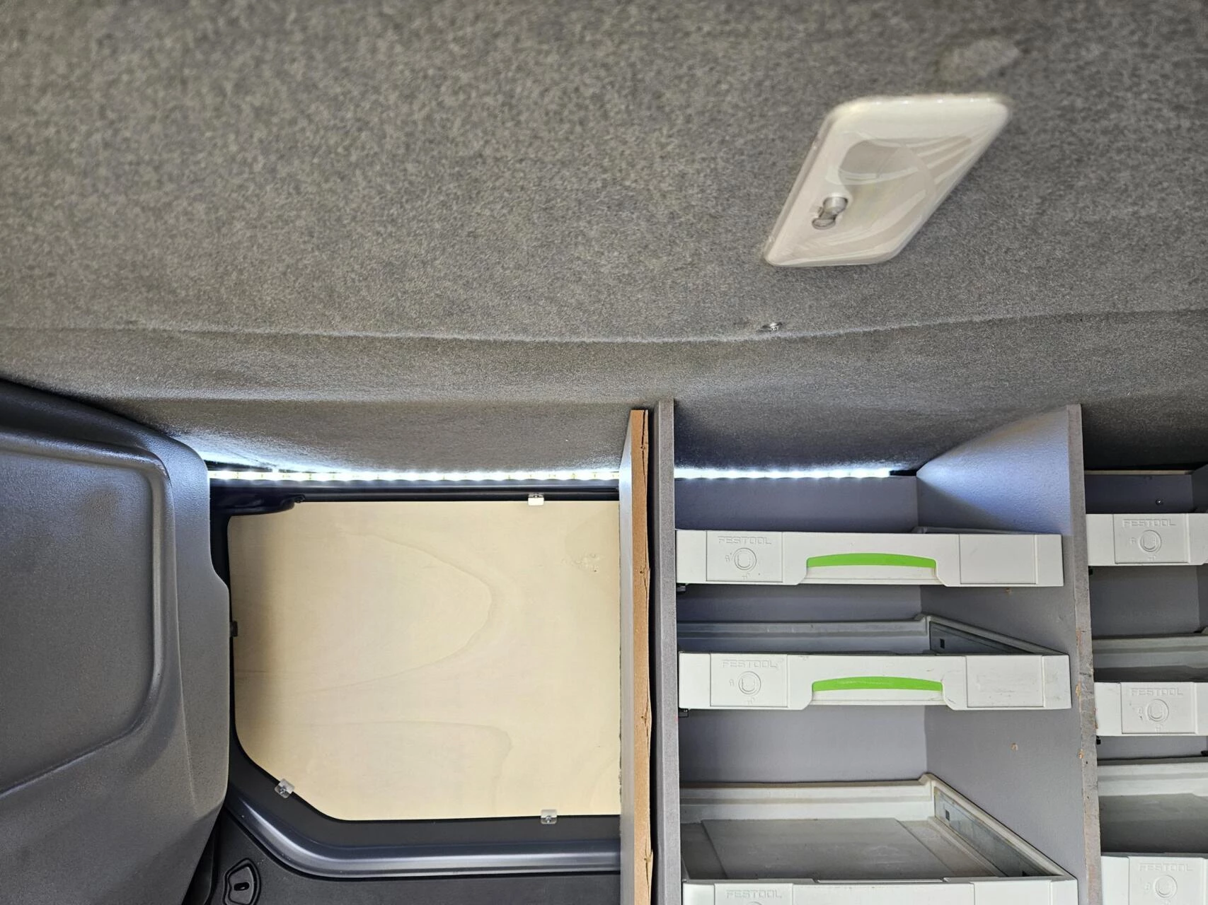 Hoofdafbeelding Nissan NV300