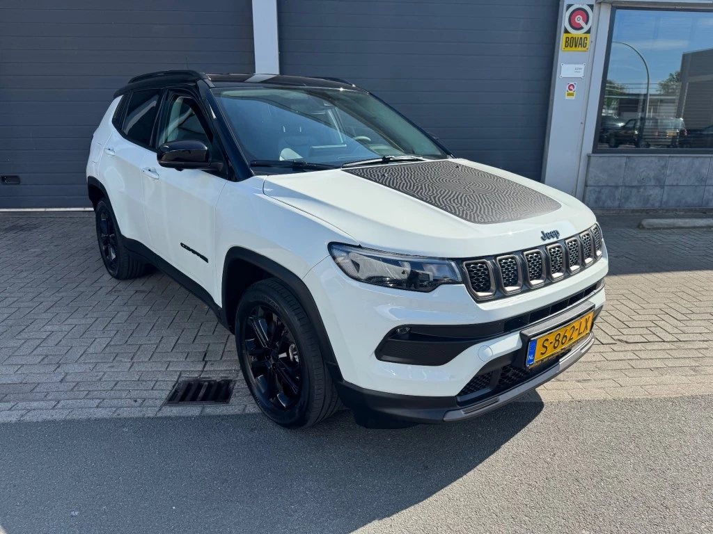 Hoofdafbeelding Jeep Compass