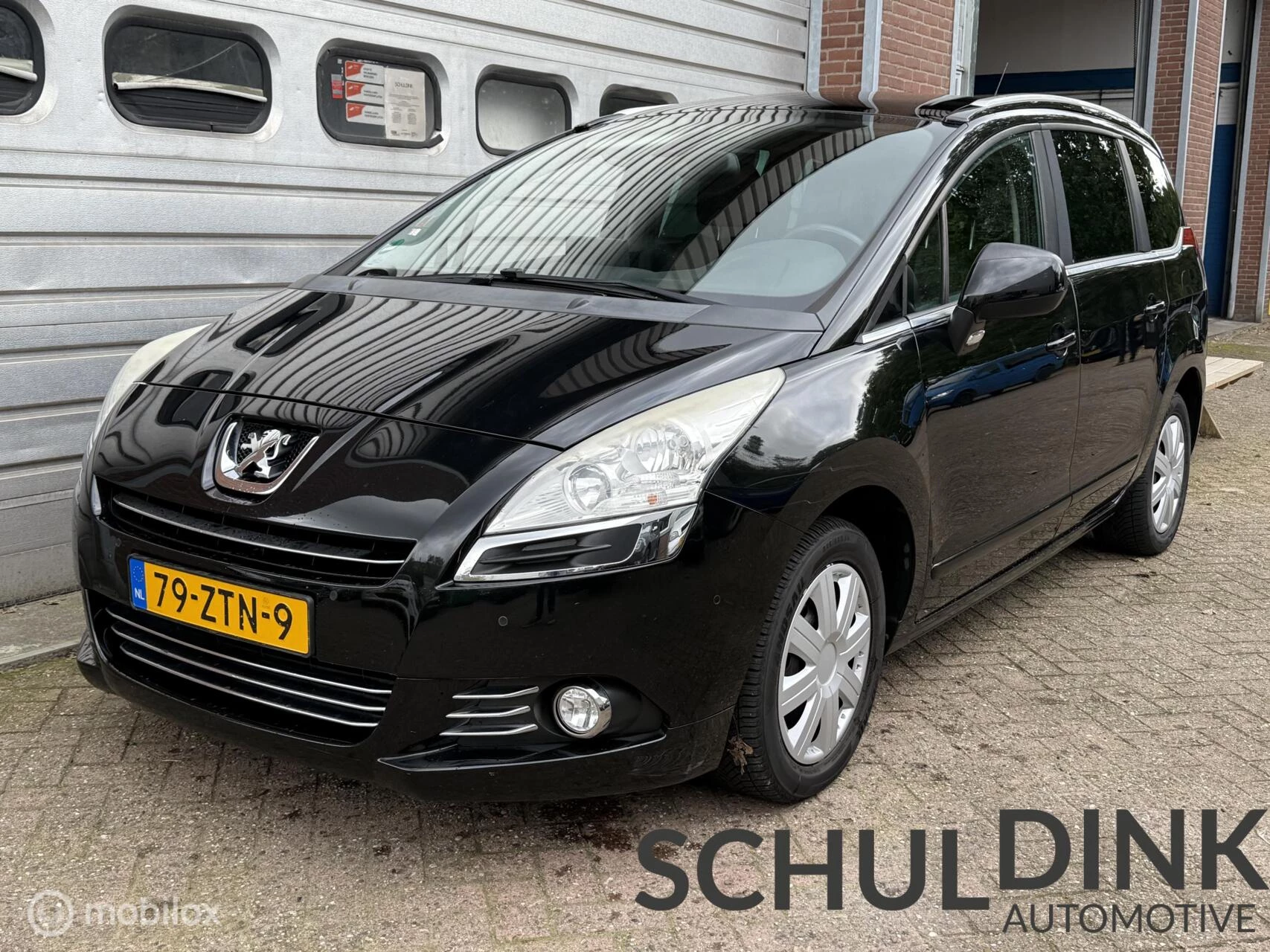 Hoofdafbeelding Peugeot 5008