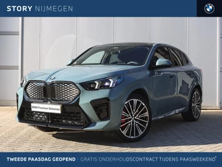 BMW iX2 eDrive20 High Executive M Sport / Panoramadak / Sportstoelen / M Adaptief onderstel / Head-Up / Parking Assistant Plus / Stuurverwarming / Comfort Access