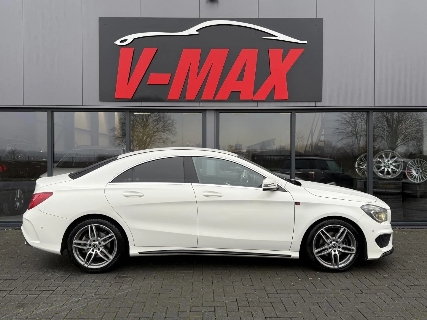 Hoofdafbeelding Mercedes-Benz CLA